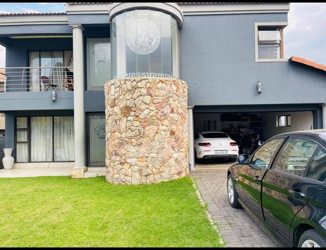 4 BEDROOM HOUSE FOR SALE IN BRAKPAN NORTH